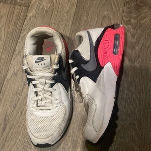 Nike air max Excee: white pink(women’s) not damaged